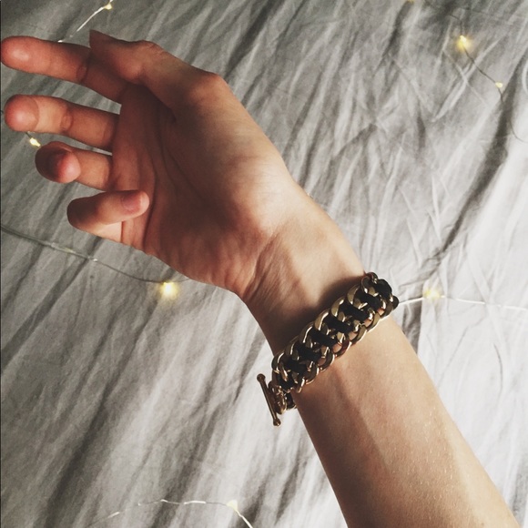 Black & Gold Bracelet - Picture 1 of 3